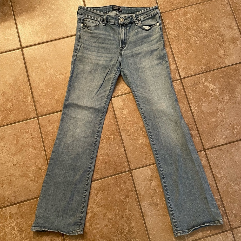 Abercrombie Harper Low Rise Skinny Boot
